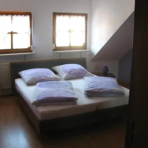 Lautner Apartment